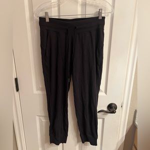 Lululemon joggers 6
